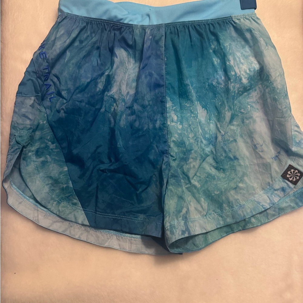 Nike Women’s Repel trail shorts size XS Blue New